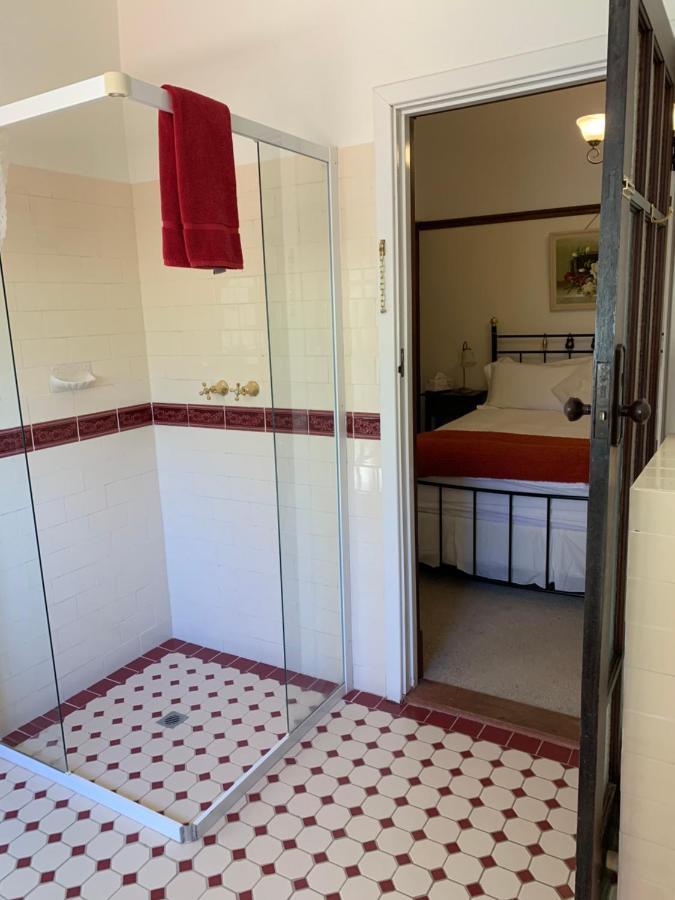 Rosebridge House Bed & Breakfast Adult Retreat Gooseberry Hill Εξωτερικό φωτογραφία