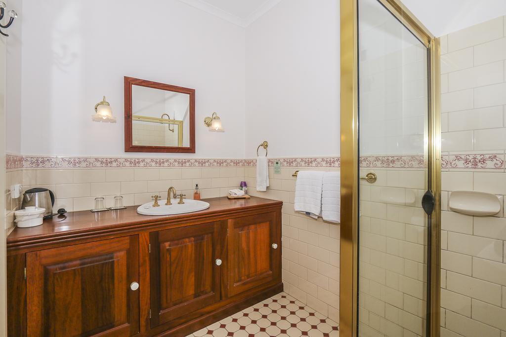 Rosebridge House Bed & Breakfast Adult Retreat Gooseberry Hill Εξωτερικό φωτογραφία