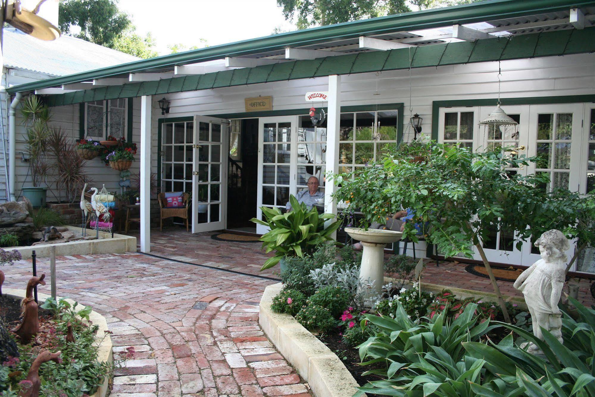 Rosebridge House Bed & Breakfast Adult Retreat Gooseberry Hill Εξωτερικό φωτογραφία