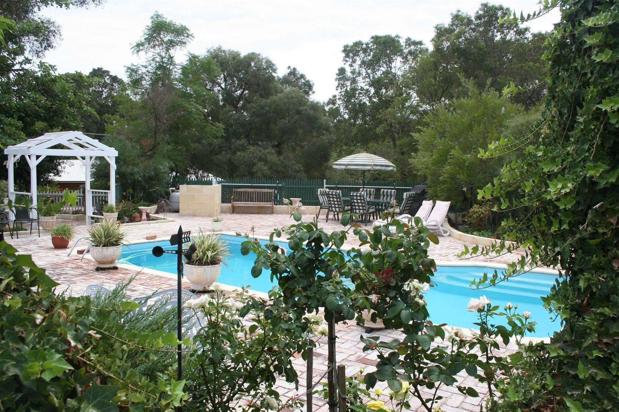 Rosebridge House Bed & Breakfast Adult Retreat Gooseberry Hill Εξωτερικό φωτογραφία